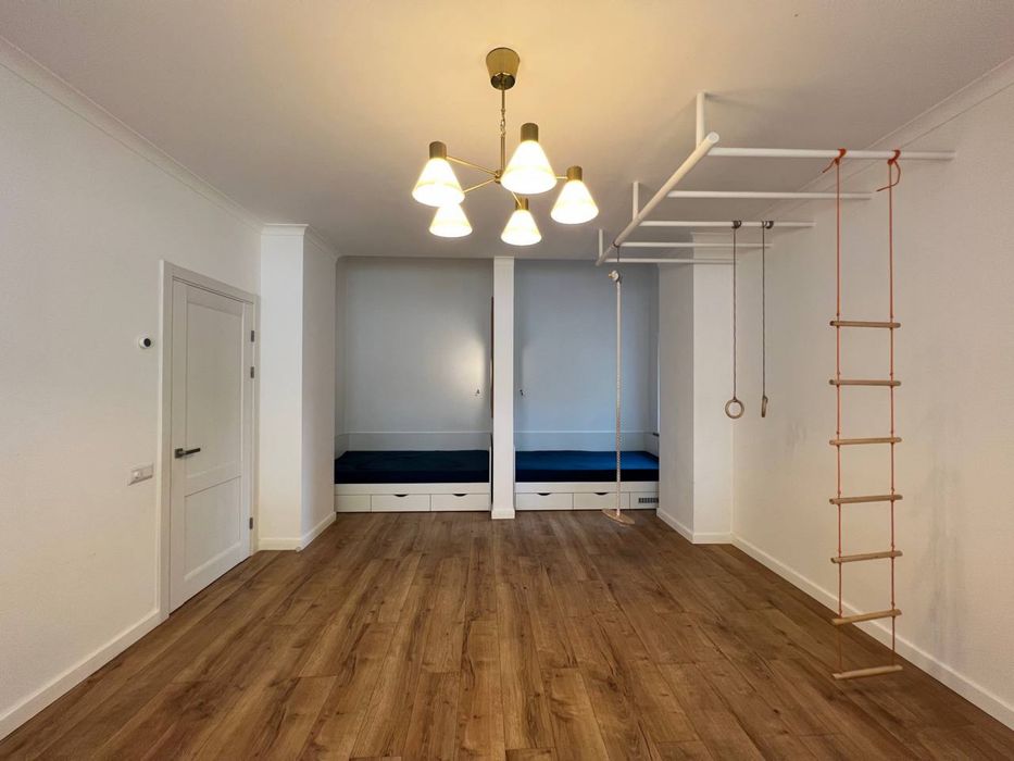 Довгострокова оренда будинку на Правому березі