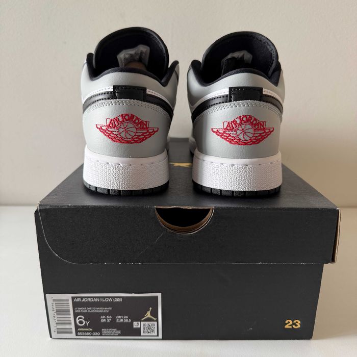 Jordan 1 Low
Light Smoke Grey (GS) - 38.5