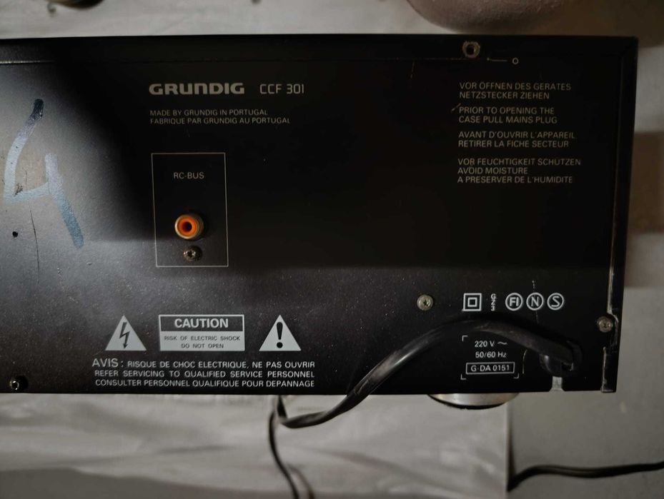 Leitor/gravador de cassetes Grundig CF 303