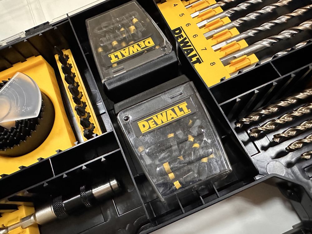 Набір біт та свердл DeWALT EXTREME DT70620T