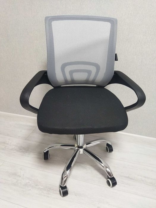 Крісло стілець офісний дитячий