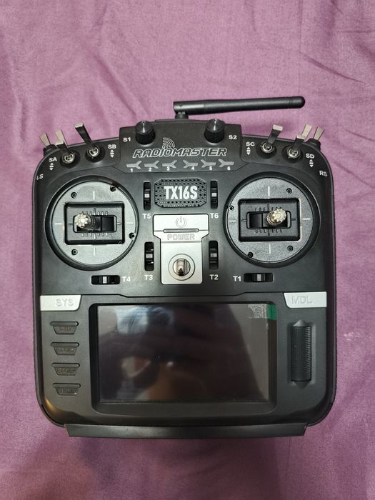 Пульт дистанційного керування для FPV дрона Radiomaster TX16S