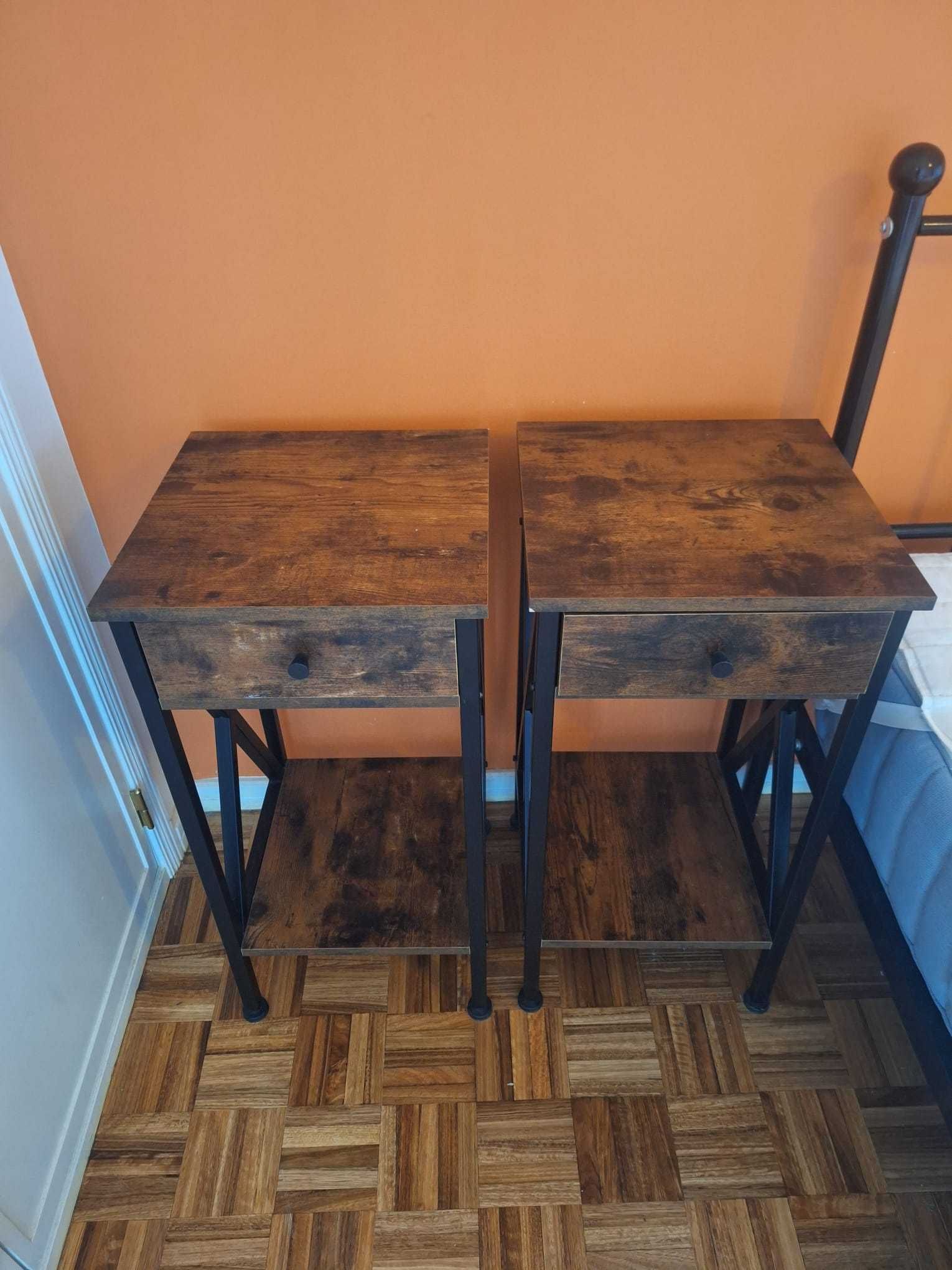 Conjunto de mesa de cabeceira (estilo industrial)