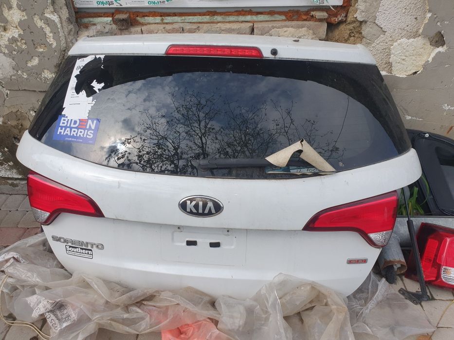 Разборка KIA SORENTO 2 13-14р.