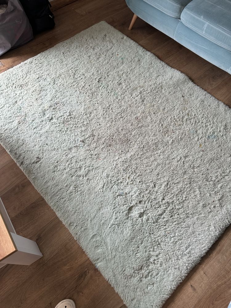 Pranie tapicerki meblowej, dywanów, kanap.