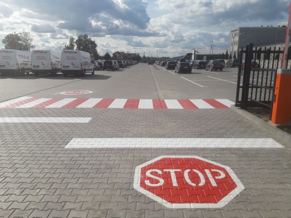 Malowanie linii i pasów | Oznakowanie poziome | Parkingi, garaże, hale