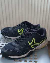 Buty sportowe Artengo r.39