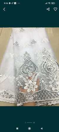 Firana biało-srebrna z cekinami we wzory arabeski błyszcząca Glamour