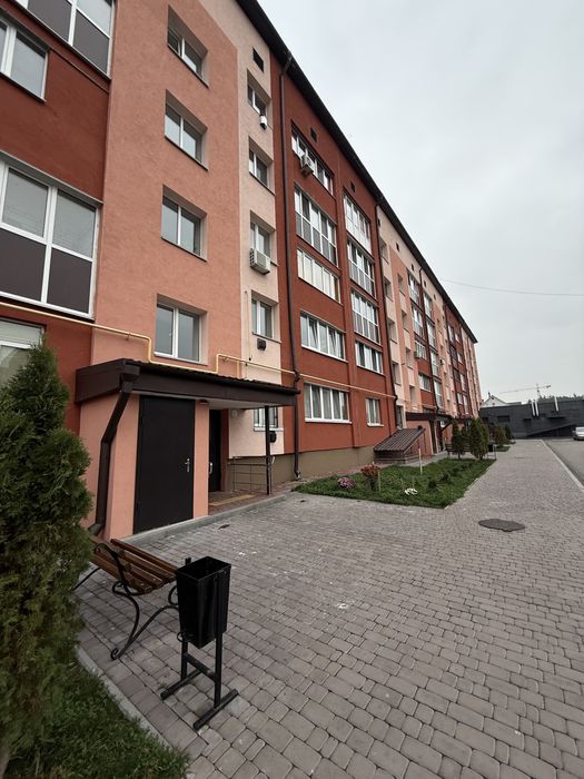 Двокімнатна квартира , центр міста . Без комісії!%