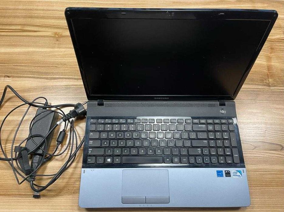 Laptop Samsung NP300E5C 15,6''
