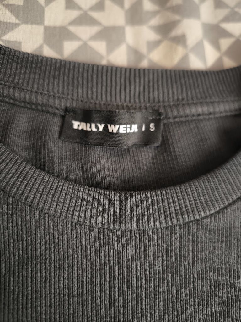 Топ Tally Weijl с рукавами
