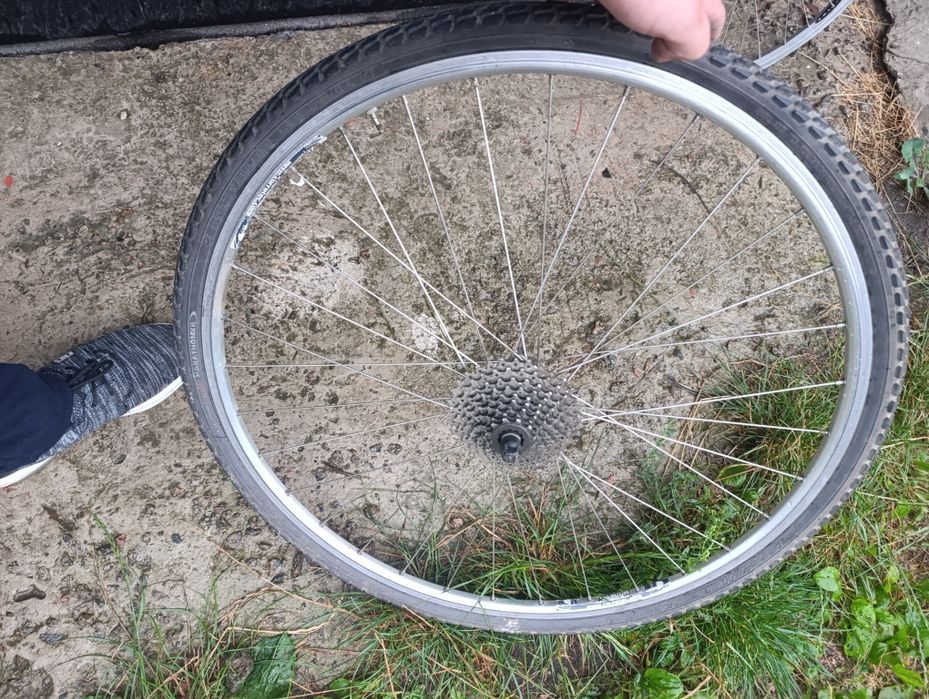 Задні колеса  в гарному стані 26 та 28