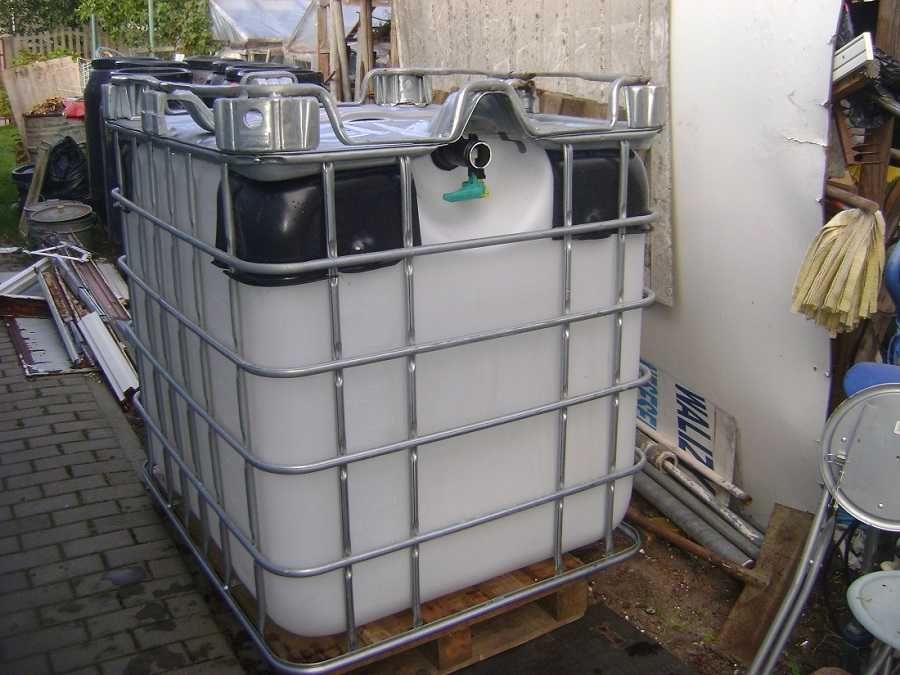 Sprzedam Beczki plastikowe -220-250l na deszczowke szambo-wode