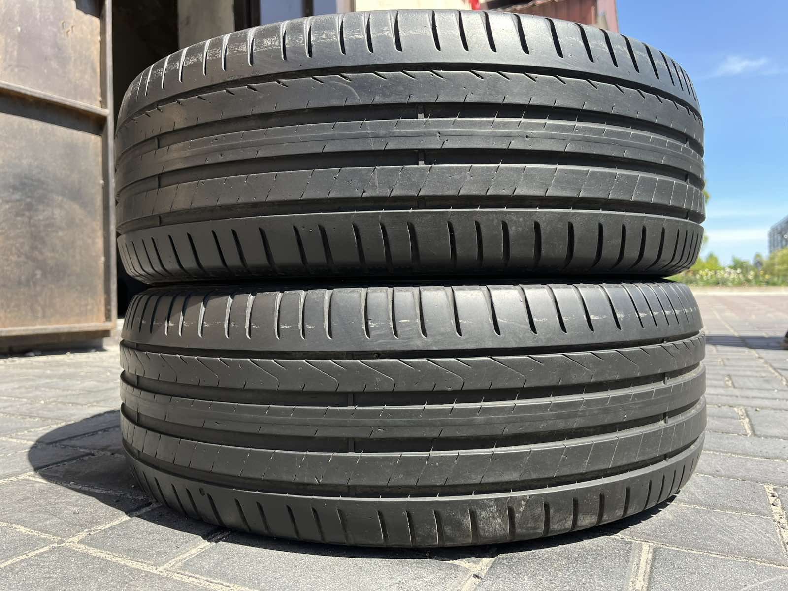 Резина 215/60 R16 Pirelli 4 летние шины