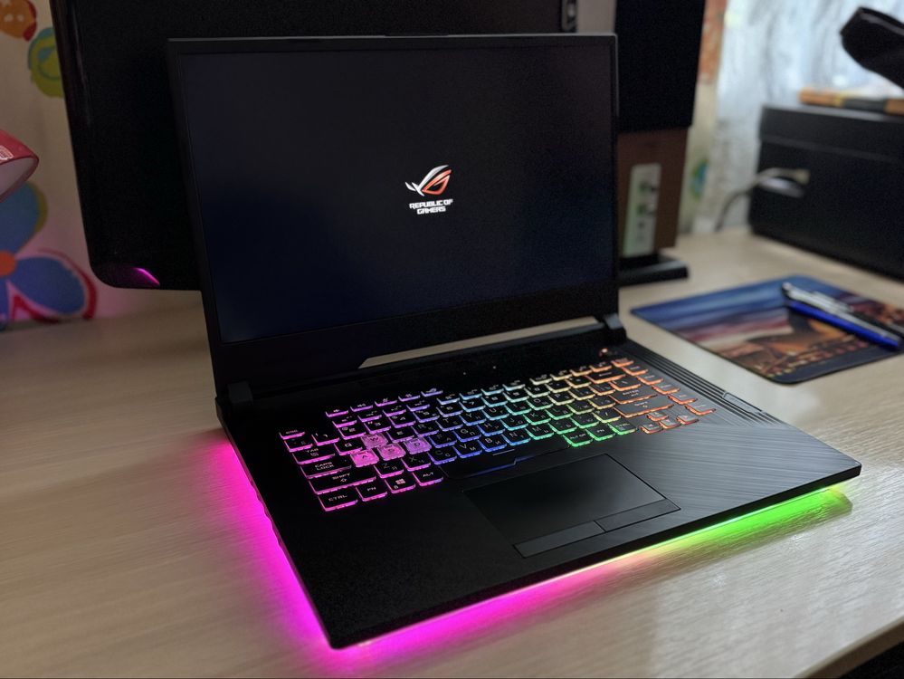 Ігровий ноутбук i7 / RTX 2060 / 16 ГБ / SSD 512 ГБ