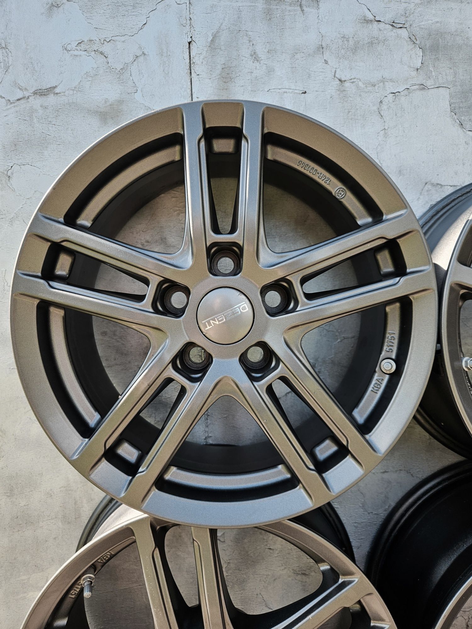 Диски 5×114,3 r16 диски легкоплавні r16 5×114.3 титани 5×114,3 Dezent