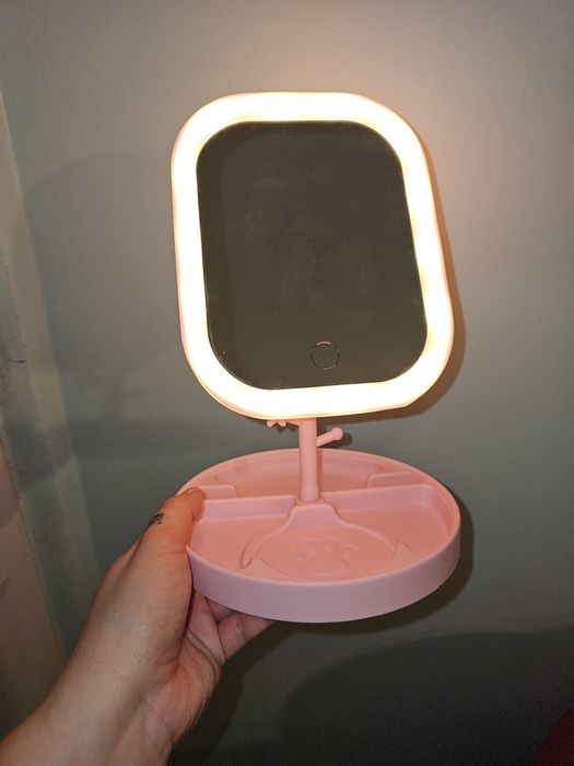 Lusterko  LED z regulacją  3 rodzaje  światła USB