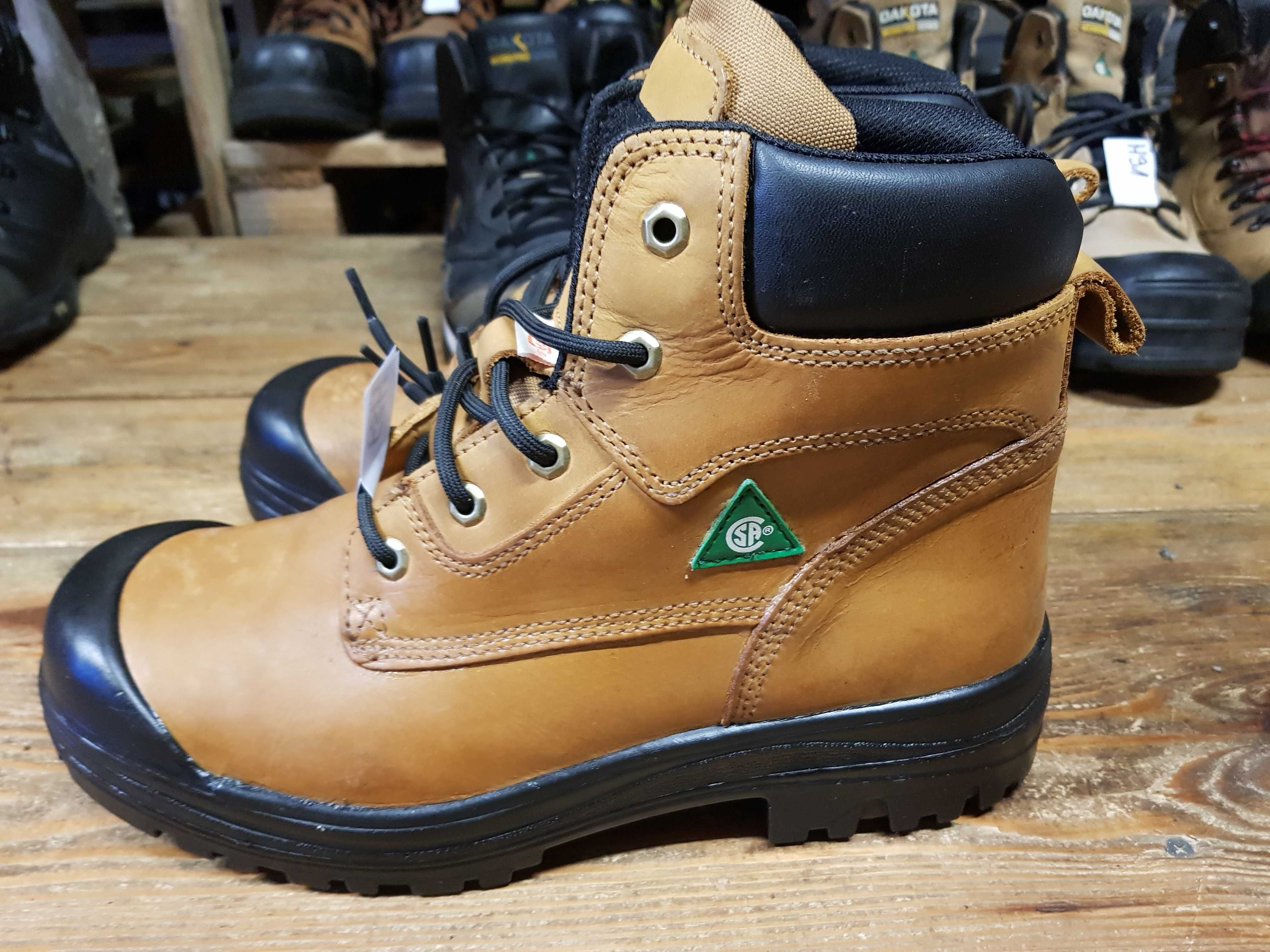 Buty robocze AGGRESSOR rozm 43  wkł 29 cm S3