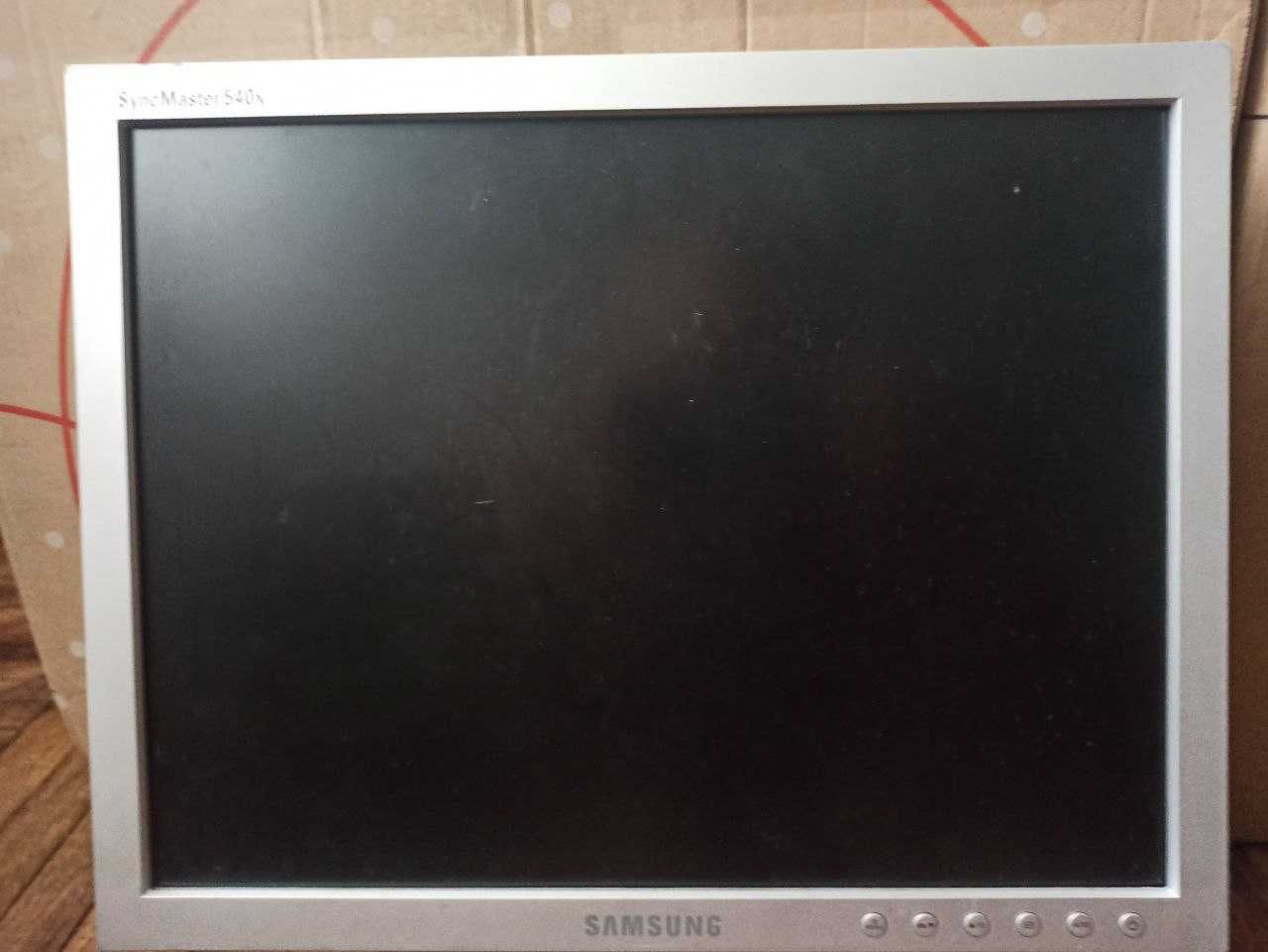 Монитор SAMSUNG E 540n 15д