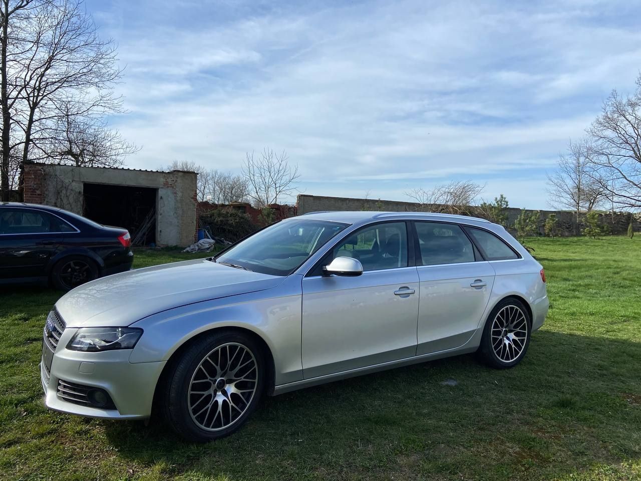 Audi a4 2.0tdi niski przebieg.