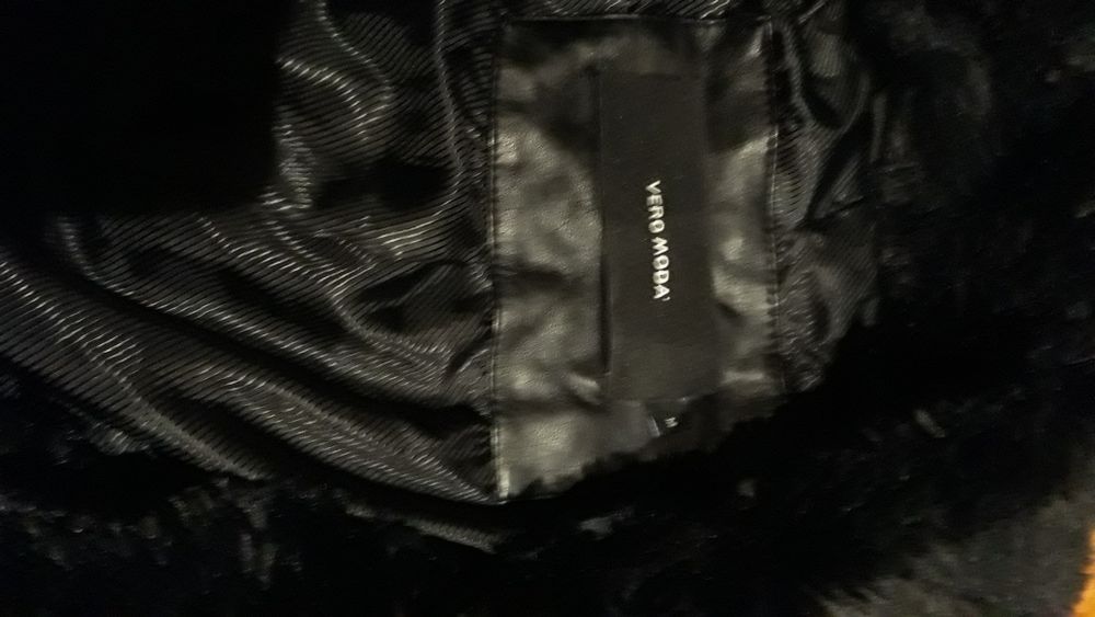 Полушубок женский.размер М.