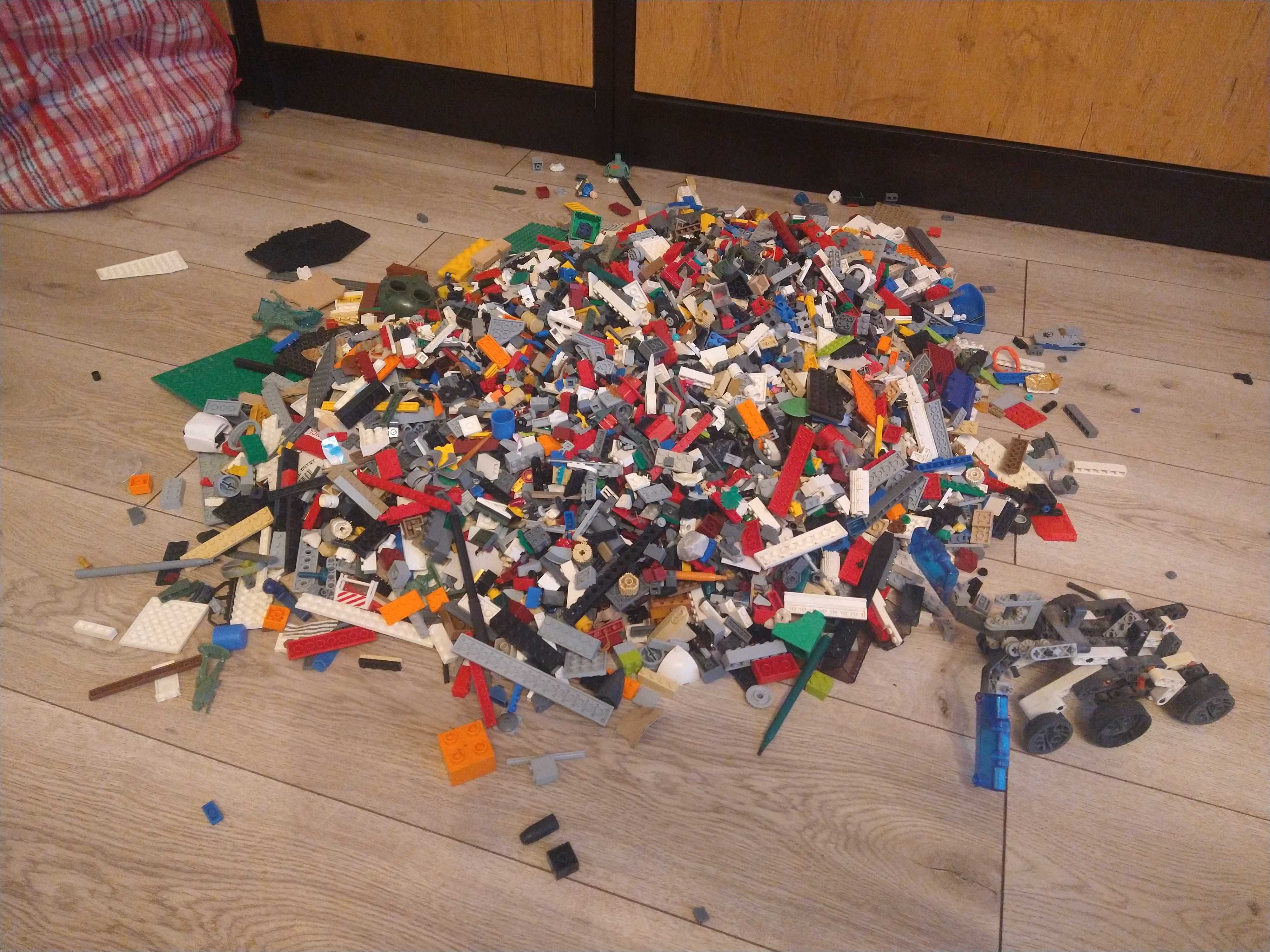 Klocki LEGO star wars i inne.10kg lego