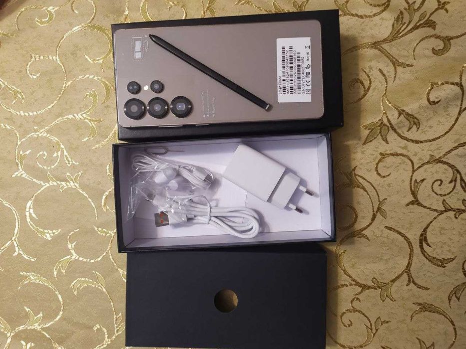 Новий Samsung S25 Ultra (12/512)gb 5G .