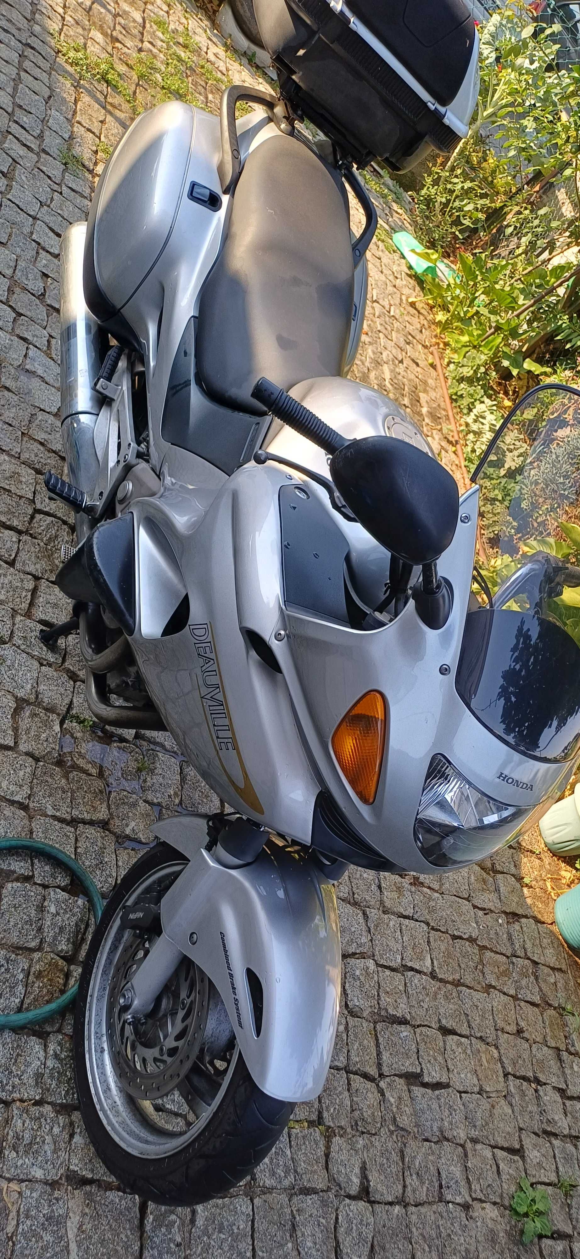 Honda dauville 650