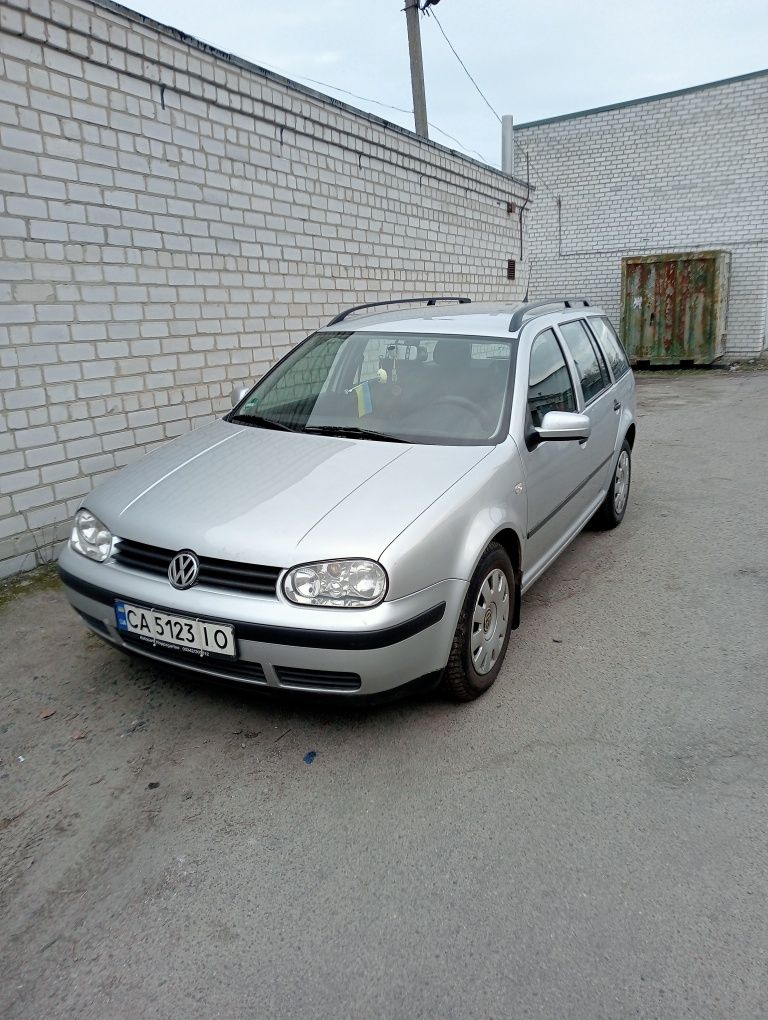 Продам vw golf 4 1.6 бензин