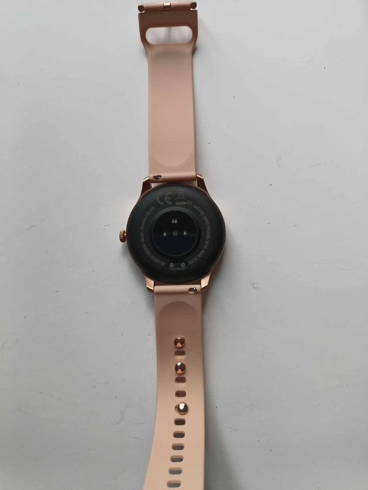 Smartwatch damski Forever ForeVive3 + wpinane charmsy (3szt)