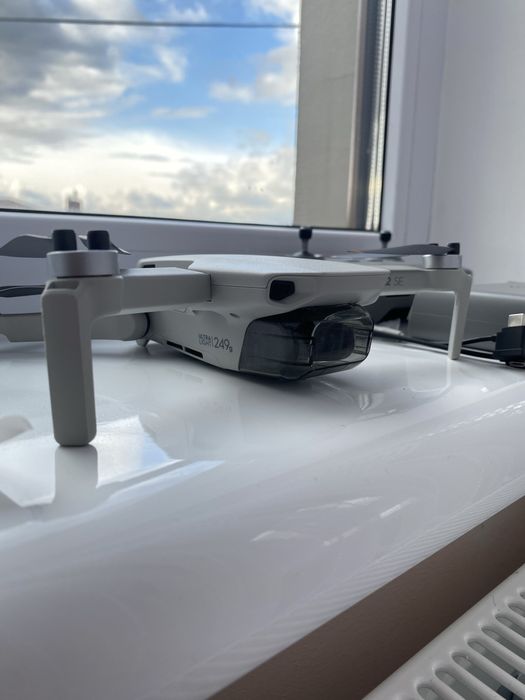 Дрон DJI Mini 2 SE Combo