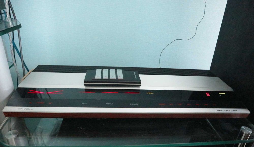Ресивер усилитель Bang Olufsen Beomaster 2400 пульт