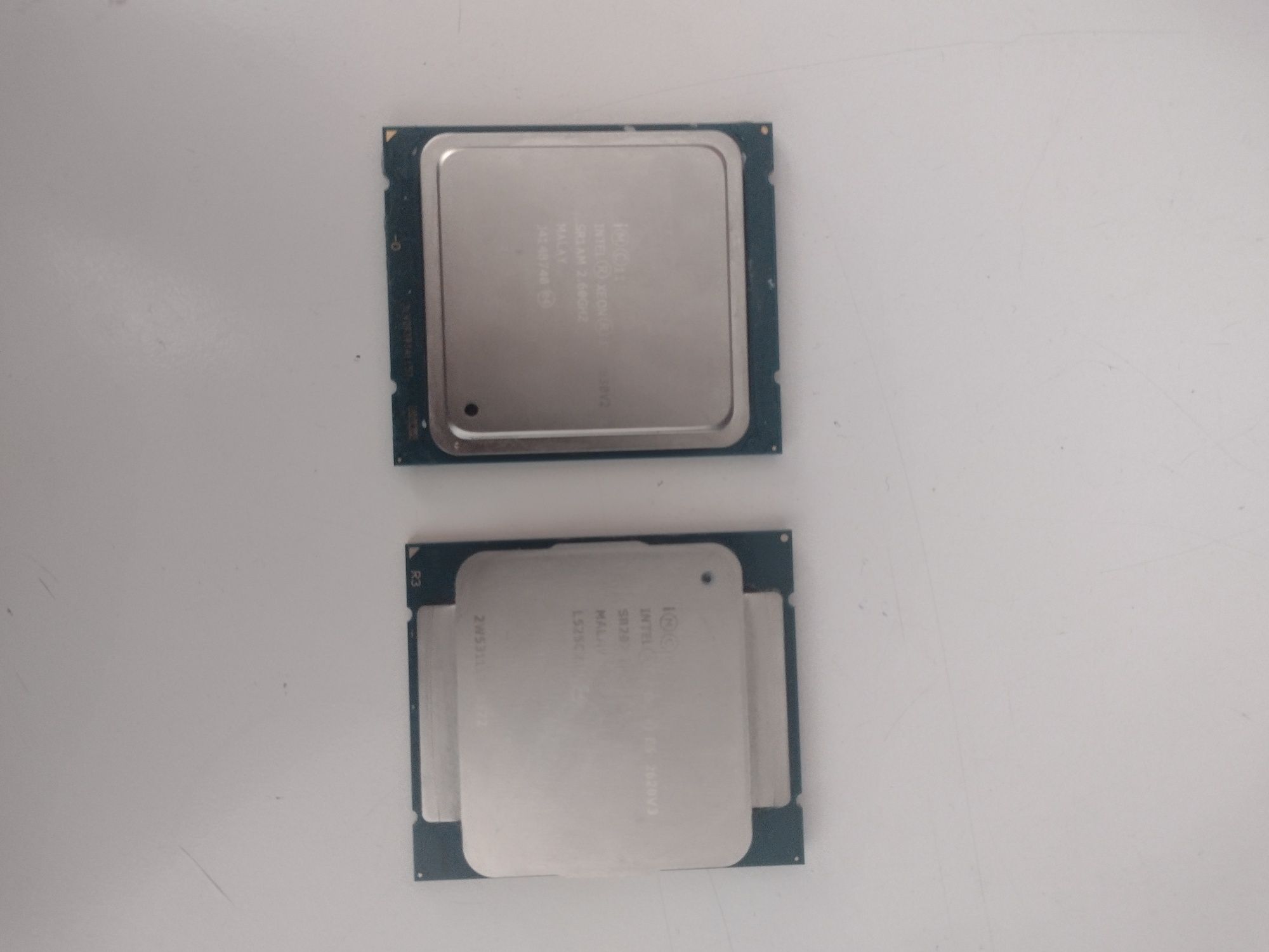 Procesory Xeon e5 2630v2, xeon e5 2620v3