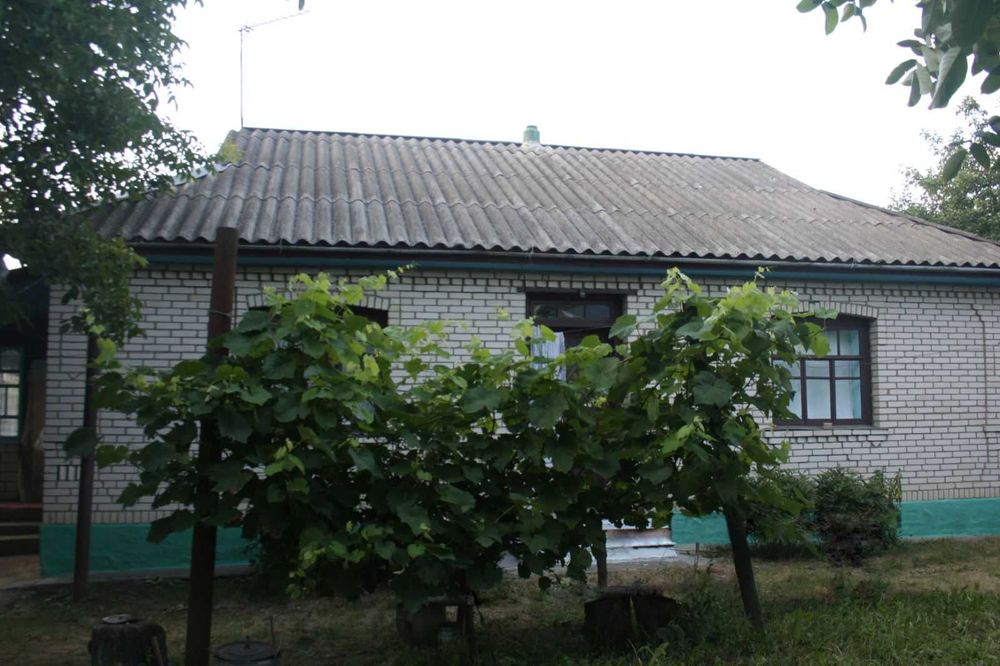 Продається кам'яний будинок у селі Цибулівка