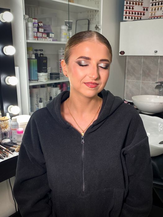 Макіяж на будь-яку подію