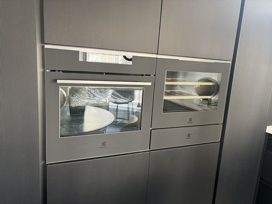 -30% Electrolux Piekarnik + Winiarka +szuflada czarny mat, nowe, fv23%