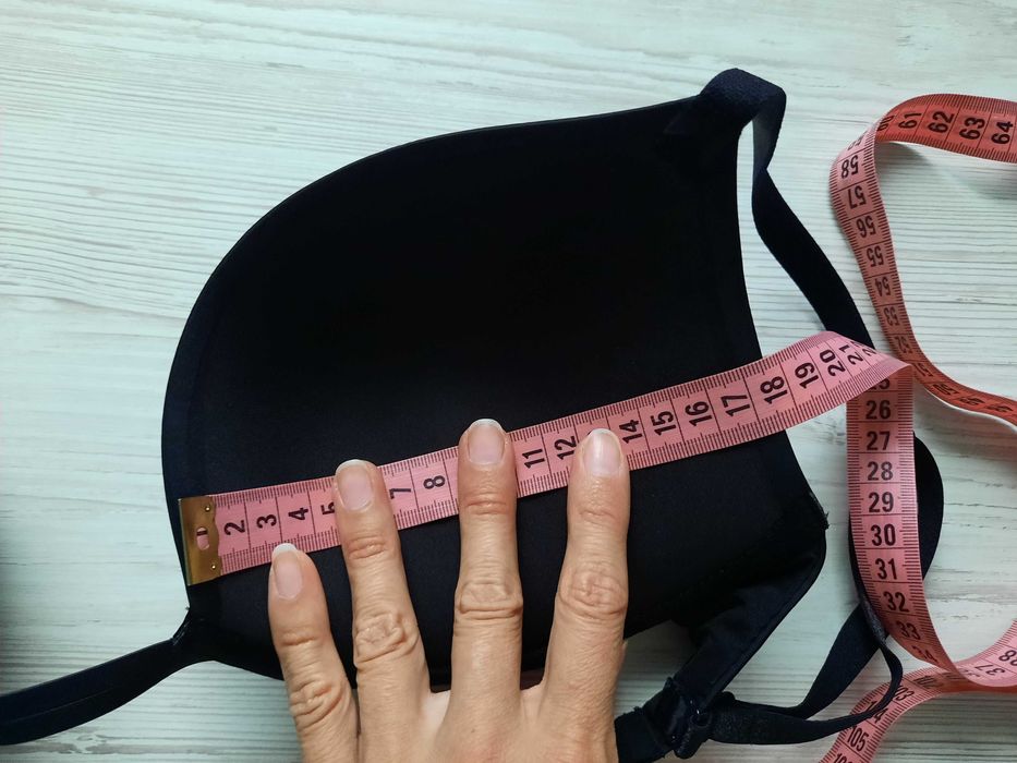 Черный бюстгальтер 36D 80Д чашка Д стразы Victoria's secret оригинал