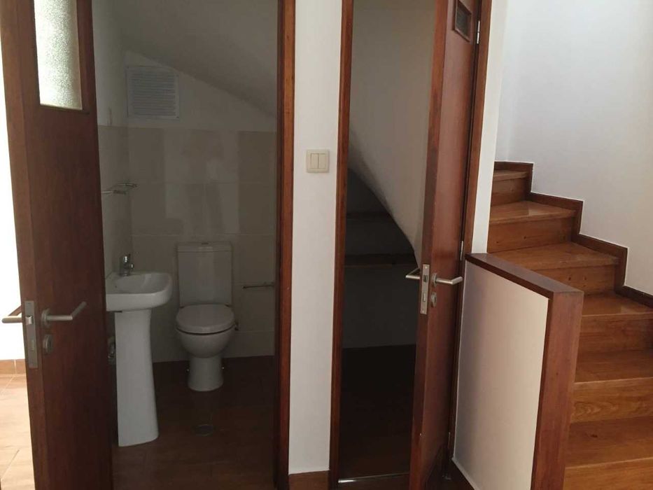 Moradia T2 na Areosa, Rio Tinto para arrendar