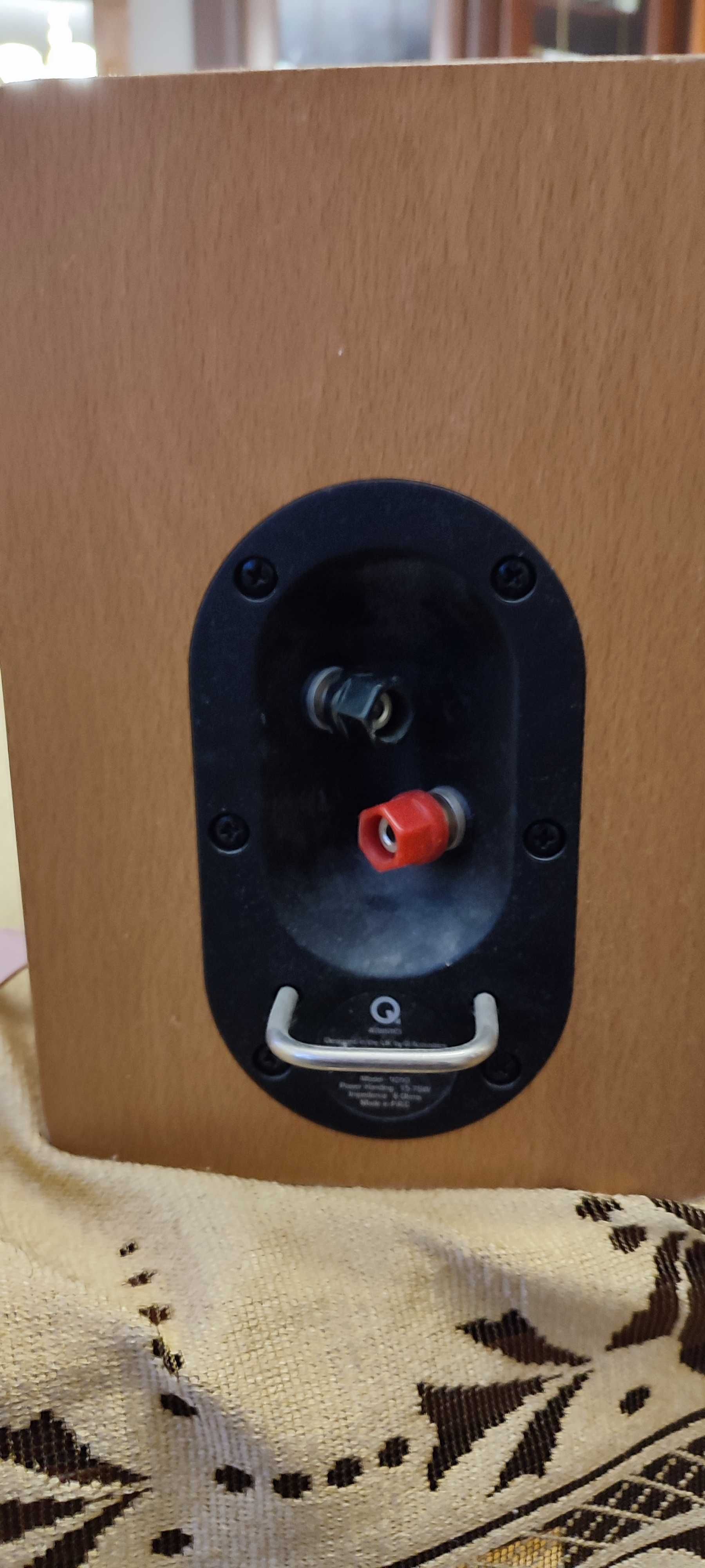 Kolumny głośnikowe Q Acoustics  QA 1010