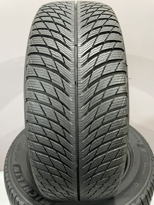 235/55 R18 Michelin Pilot Alpin 5 SUV