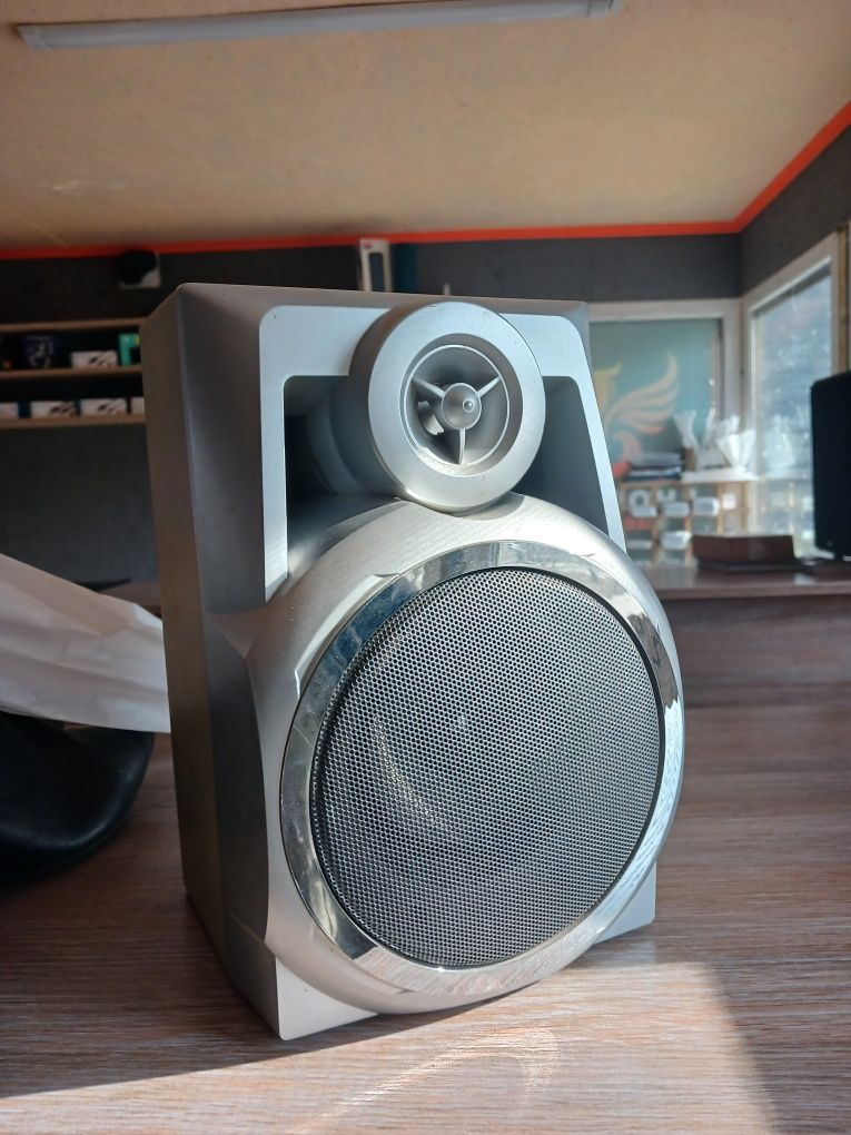 Продам колонку LG