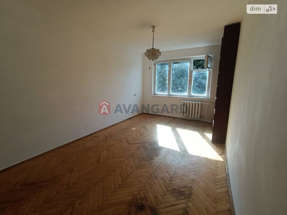 Продаж 1-кімнатної квартири | вул. Володимира Великого