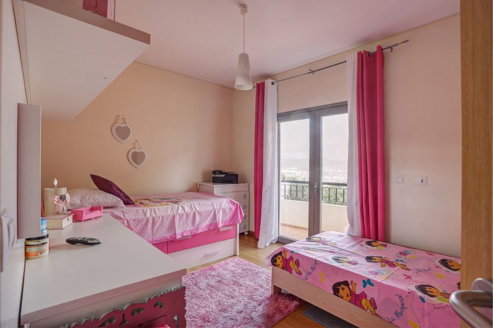 Apartamento T4 Quinta do Almirante - Santo António dos Cavaleiros