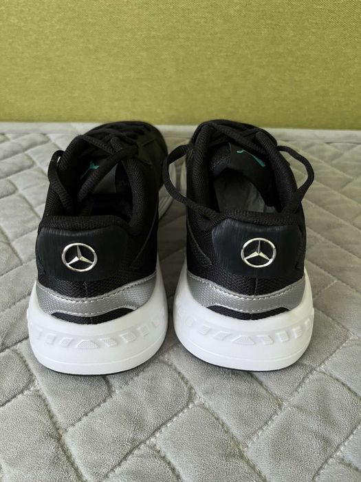 Кросівки,Пума нові