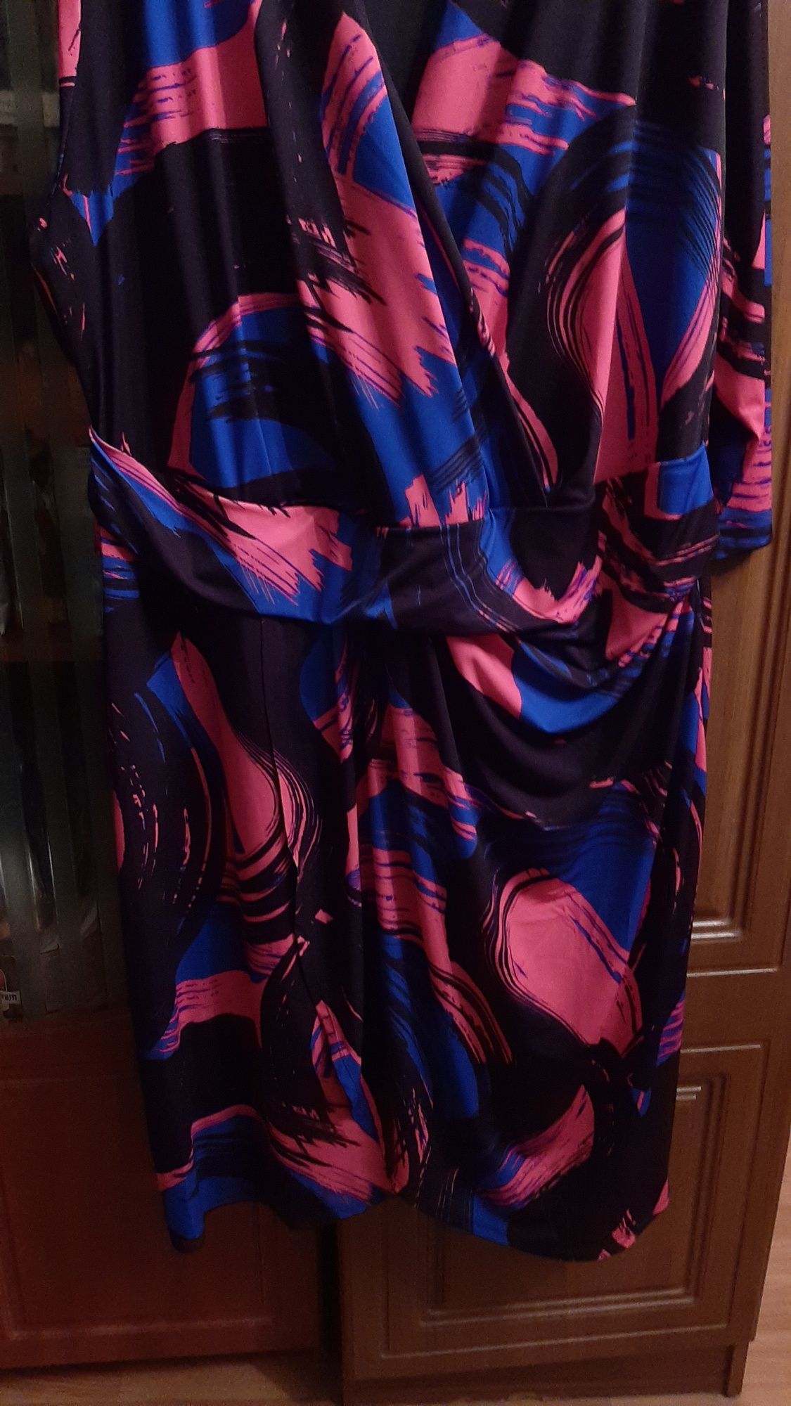 Новое стрейчевое платье Star Julien Mcdonald,размер 64