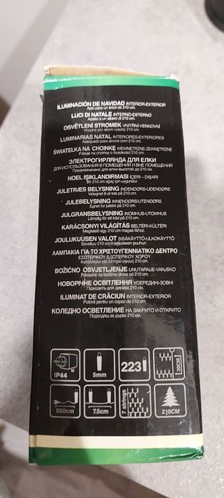 Продаю гірлянду колір теплий білий