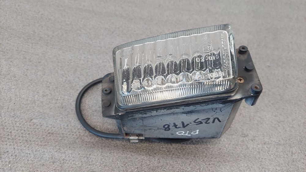 Farol nevoeiro frente direito SEAT Ibiza II (6K1)