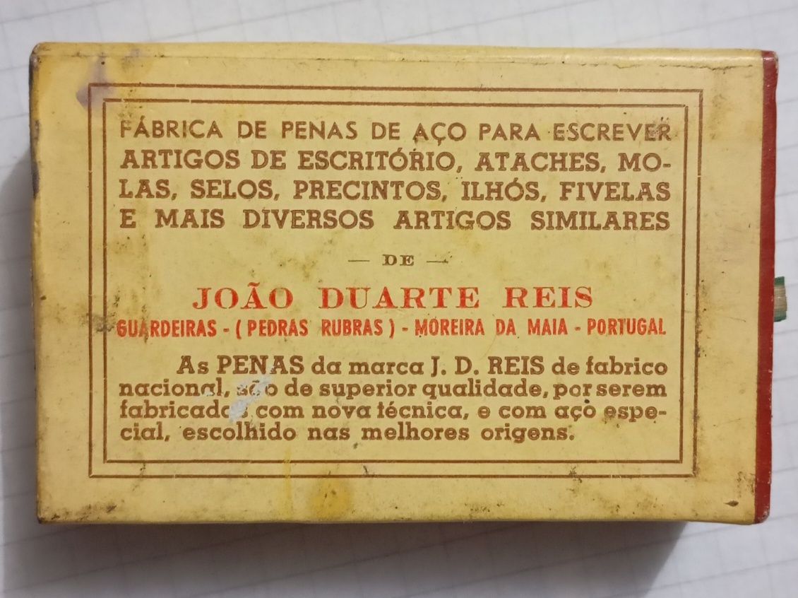 Caixa de penas "Durável"