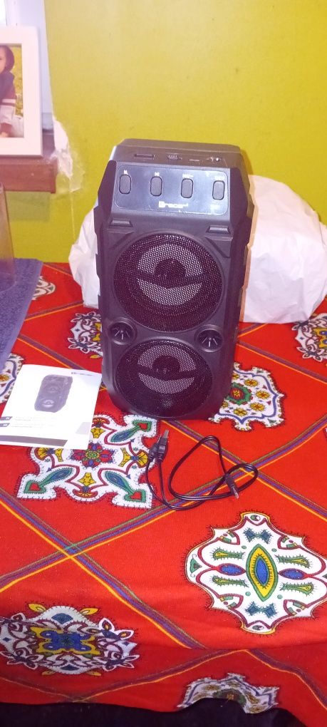 NOWE Sprzedam głośnik bluetooth