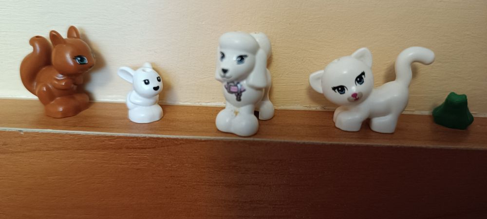 LEGO pies kot żaba wiewiórka królik friends
